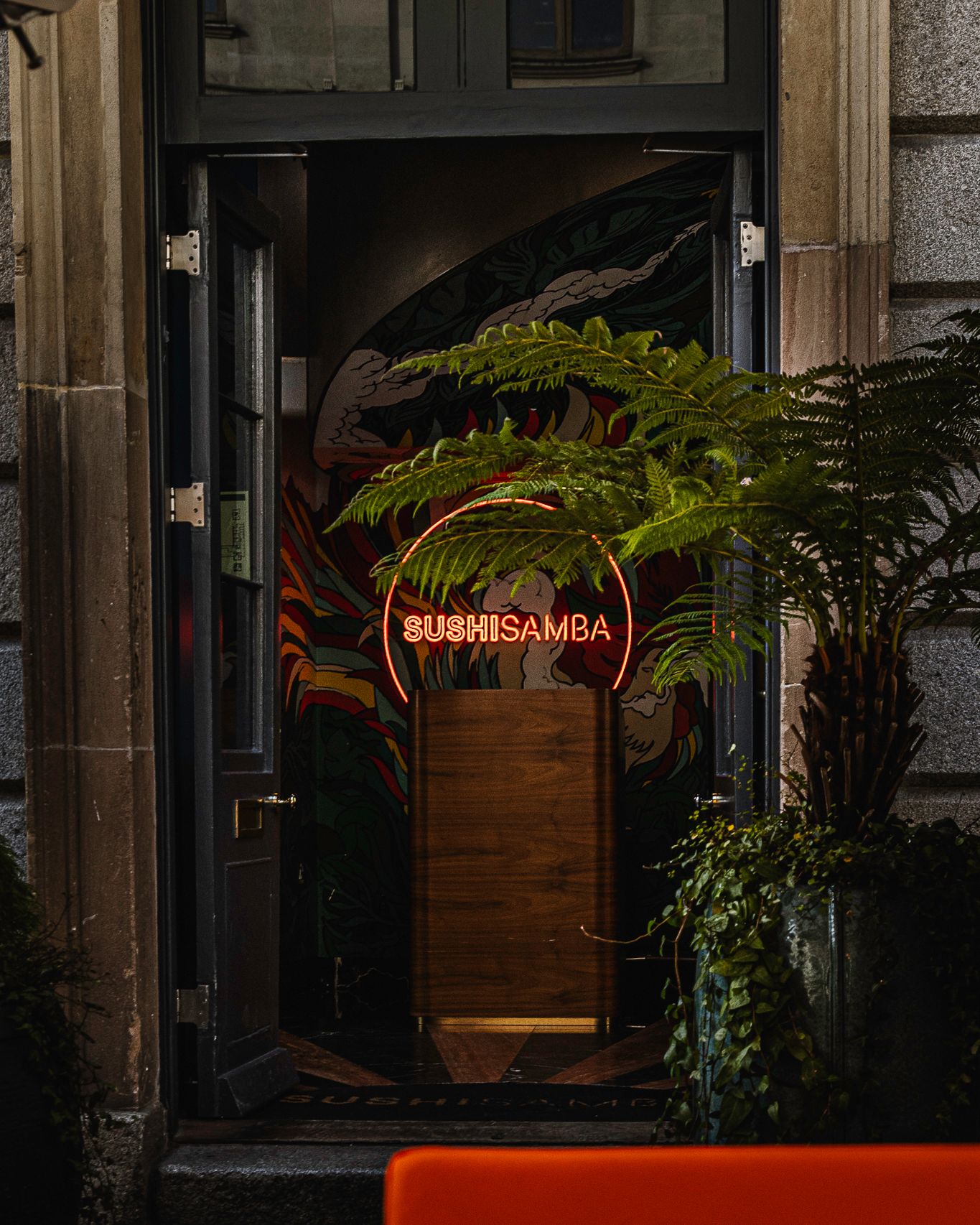 sushisamba covent garden entrance