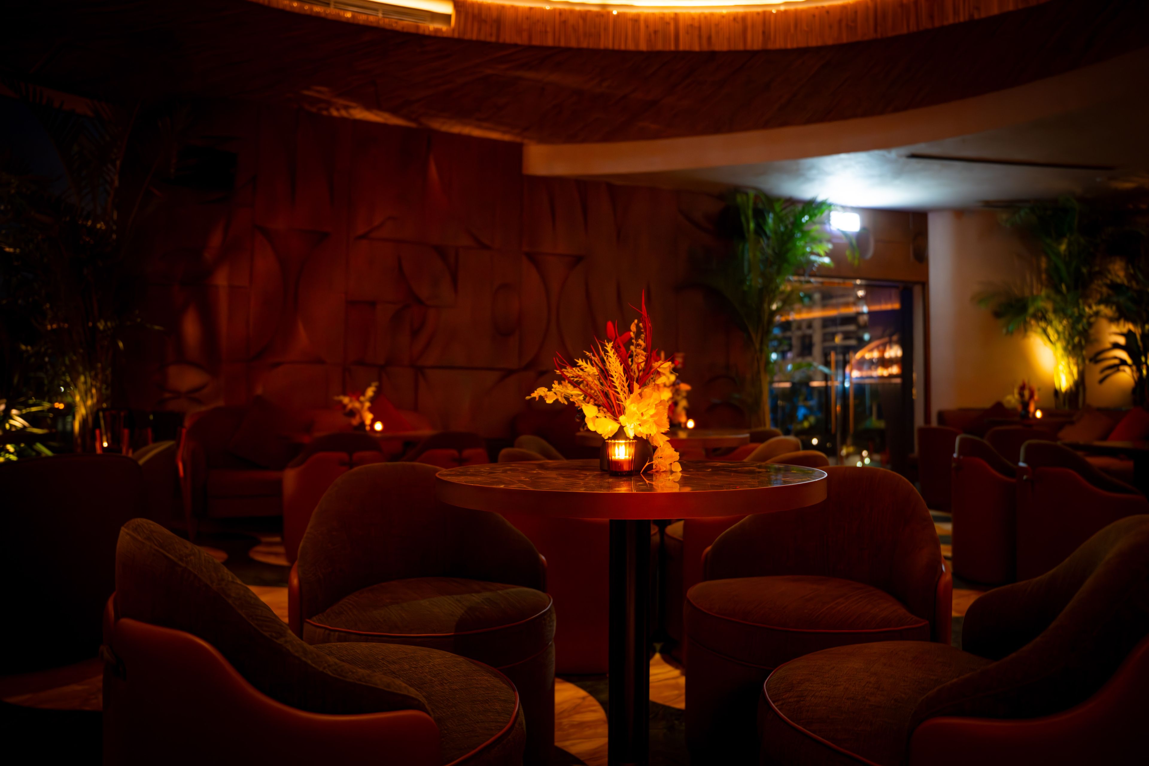 SUSHISAMBA ABU DHABI intimate table booth at night