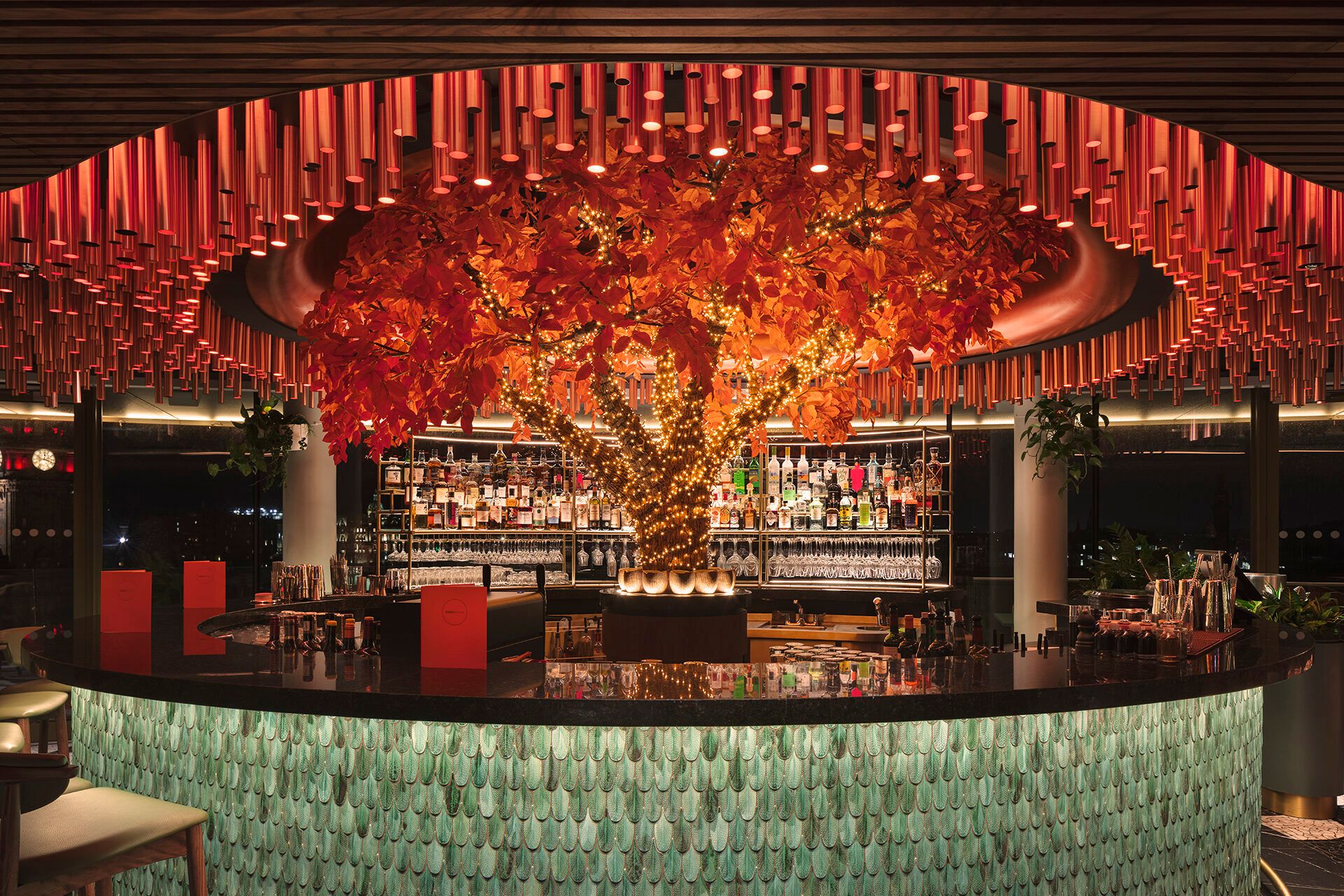 SUSHISAMBA EDINBURGH Bar with an orange tree